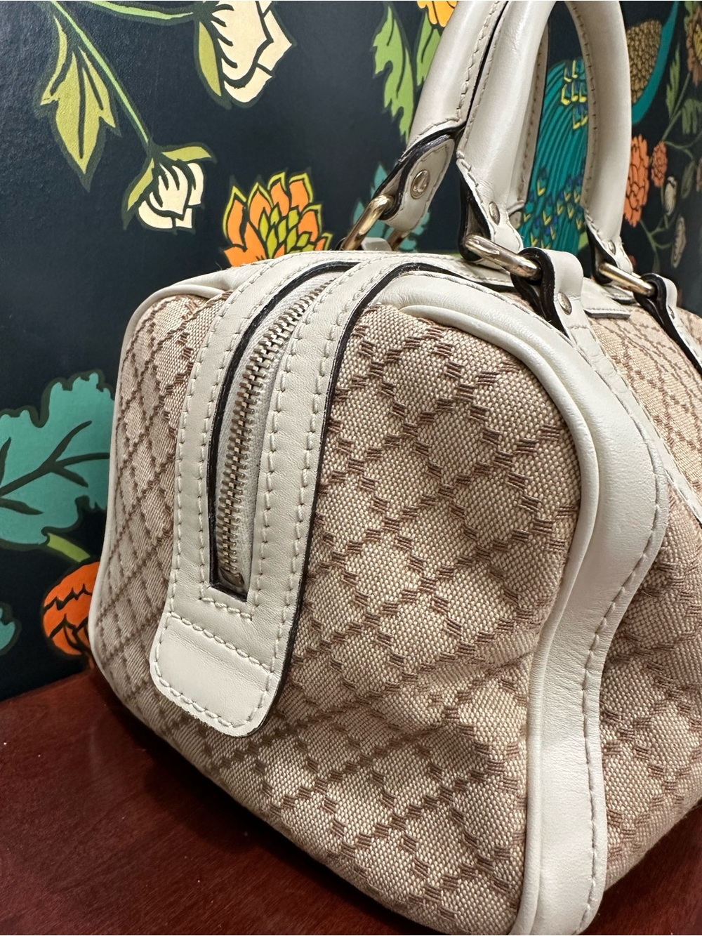 Gucci Diamante Canvas Boston Satchel White Leather Crossbody Bag w/ Entrupy COA - Picture 5 of 17